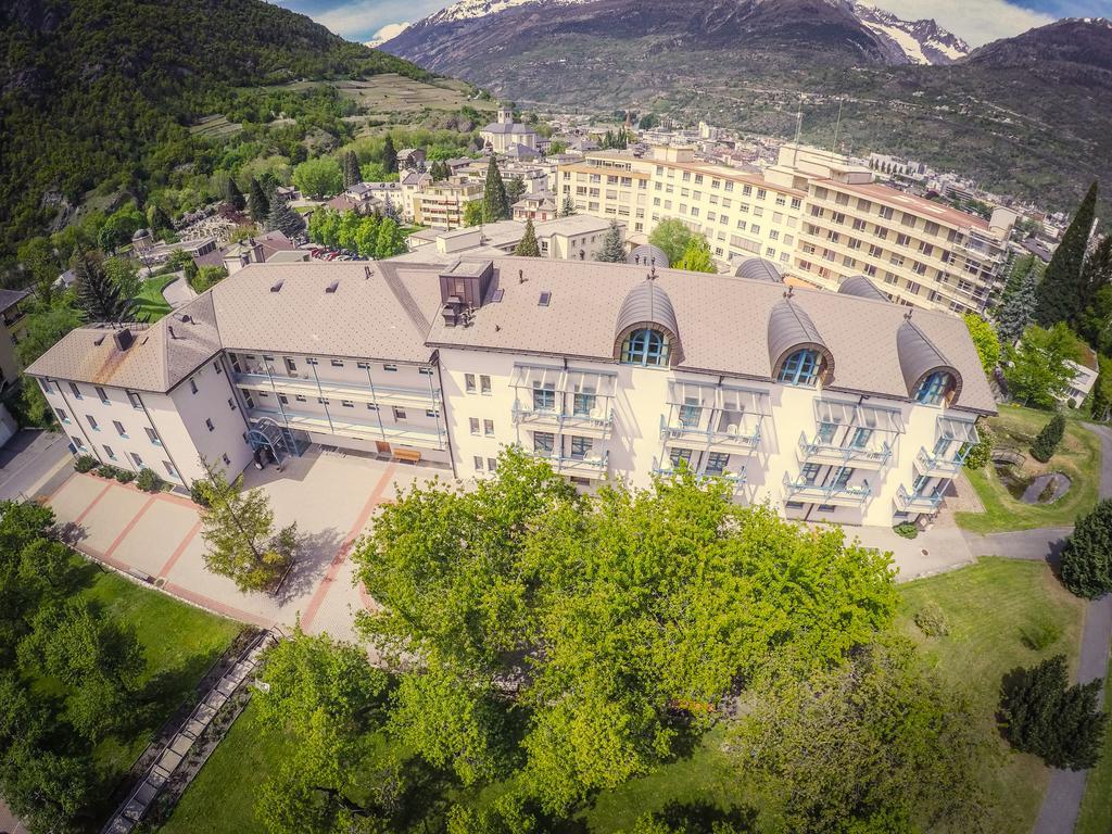 Hotel & Bildungshaus St. Jodern Visp Bagian luar foto